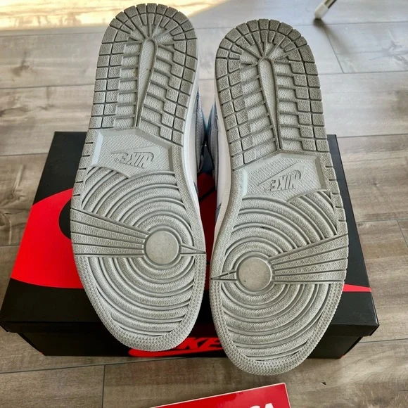 Nike Air Jordan 1 Retro High Hyper Royal Smoke Grey size 10 Men’s lightly used - Picture 6 of 7